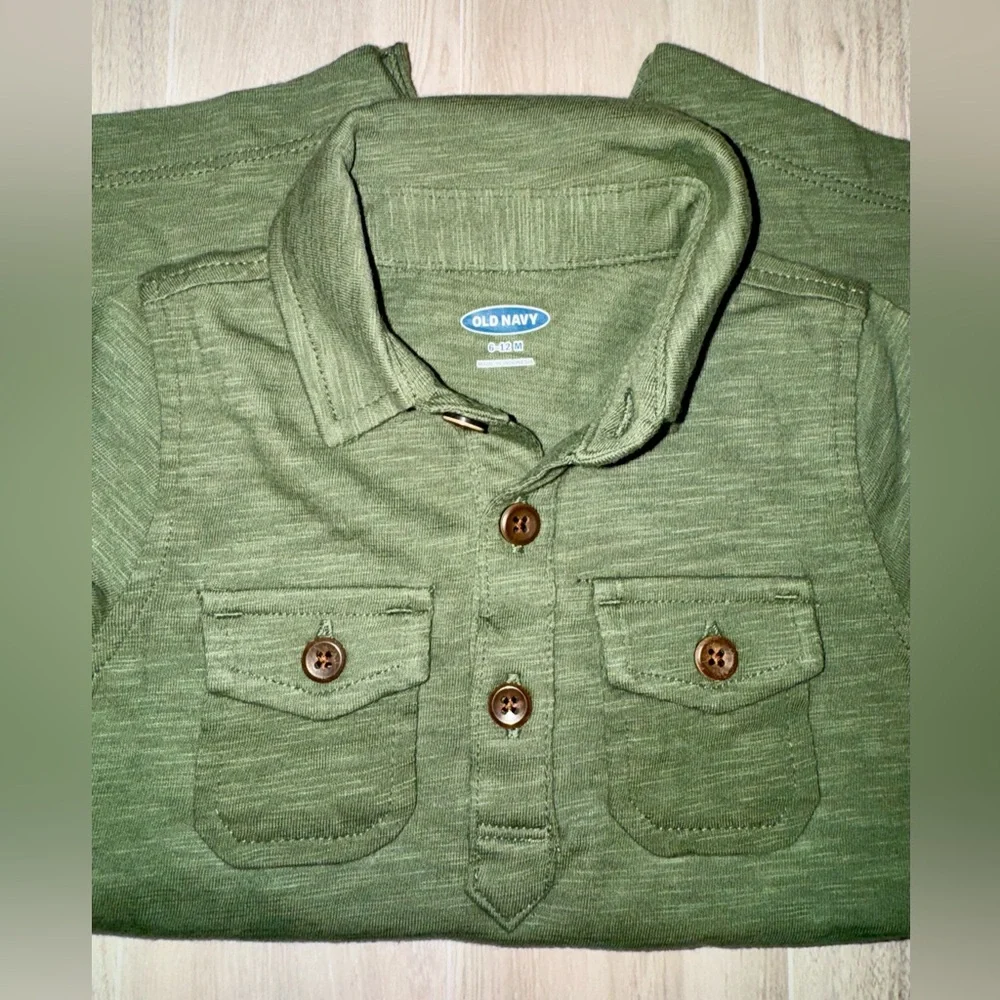 🫒 Boys’ Olive Green Short Sleeve Baby Romper - size 6-9 mos *NWOT* - Picture 3 of 3
